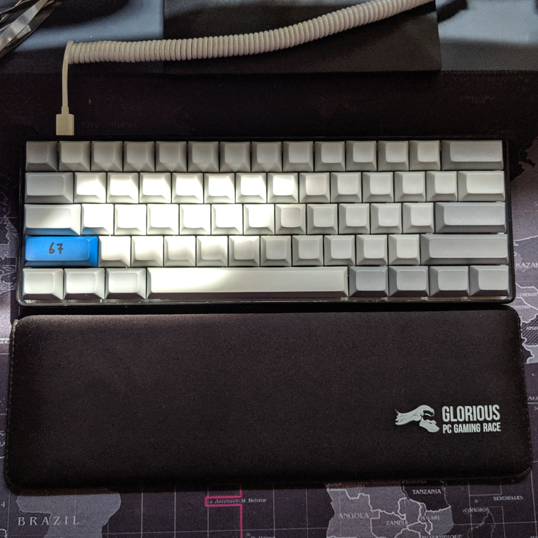 Glorious 60 Wrist Rest GWR75, Computers & Tech, Parts & Accessories