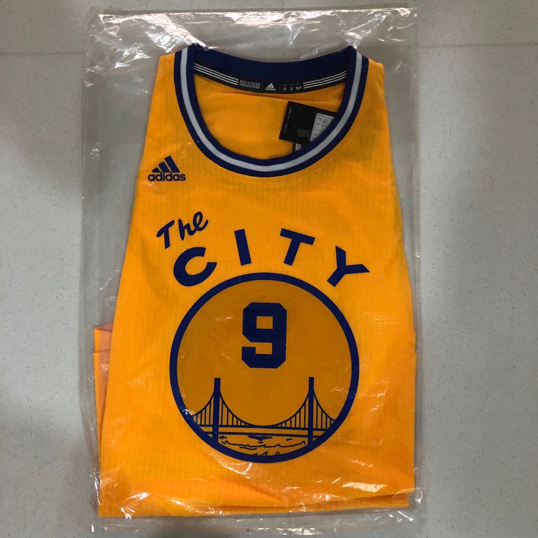 Lot Detail - 2018 Andre Iguodala Game Used Golden State Warriors #9 Classic  Edition Jersey Used on 10/24/18 (MeiGray LOA)