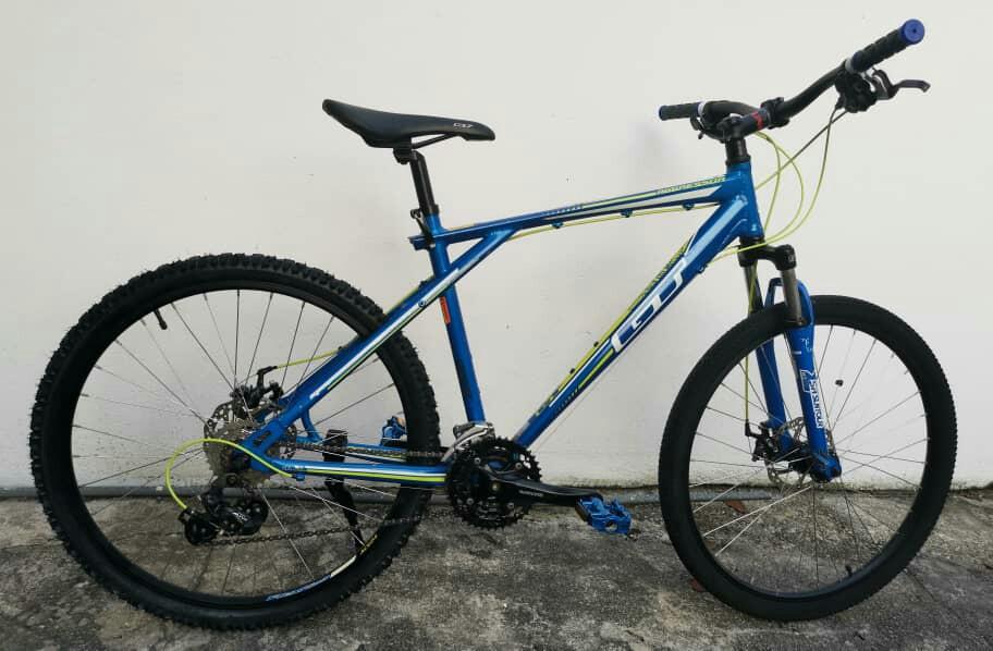 GT Aggressor 2.0 mtb aluminium 21 speed Disc brake