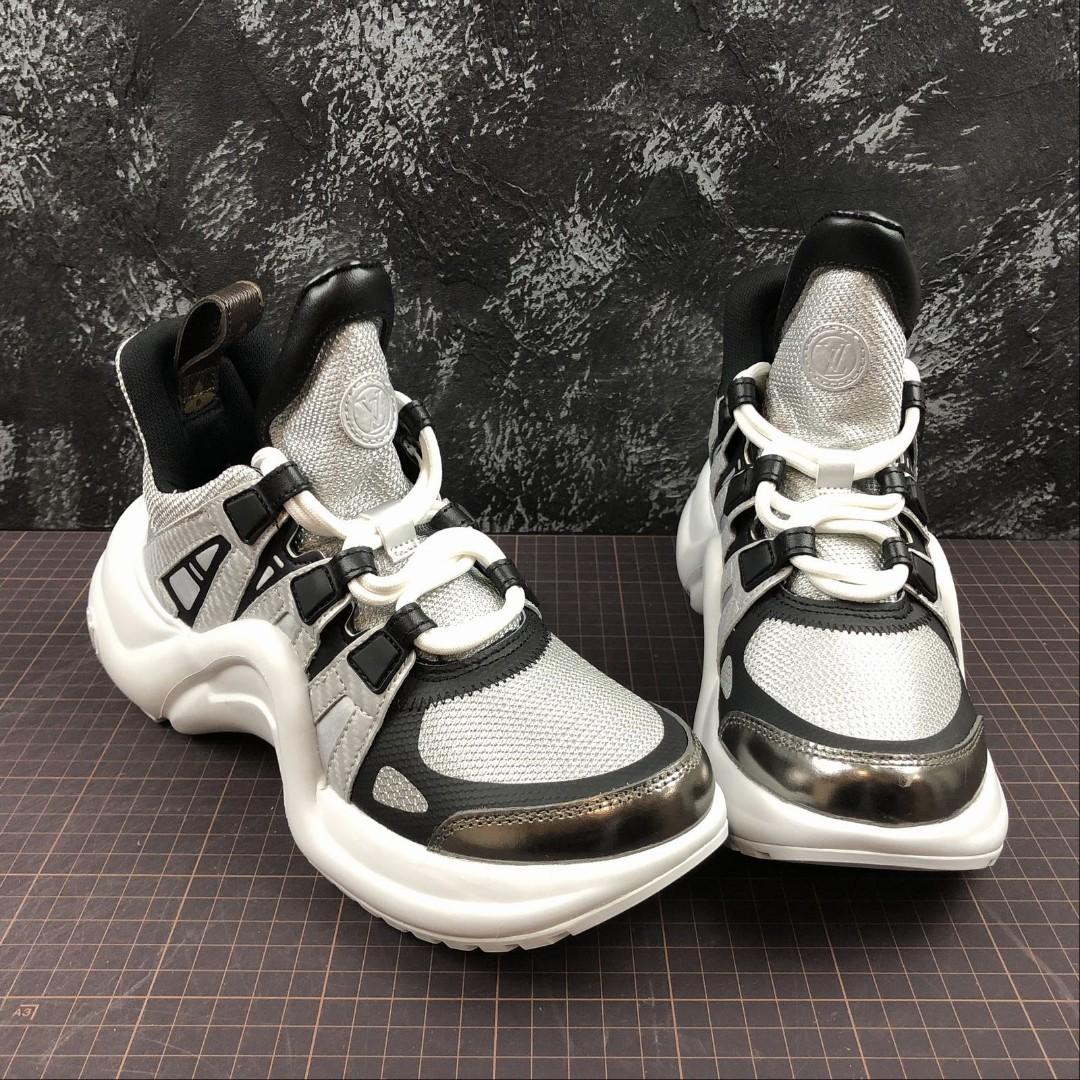 Lv archlight homme shop