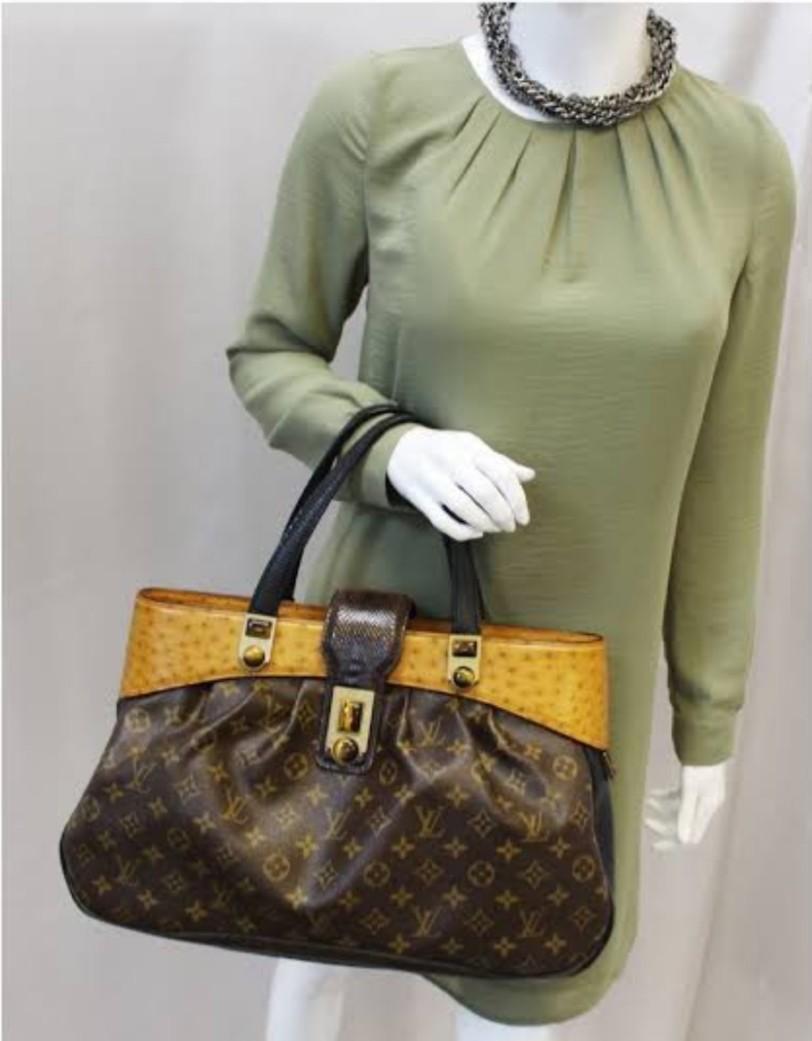 Louis Vuitton Oskar Waltz Ostrich bag - ShopperBoard