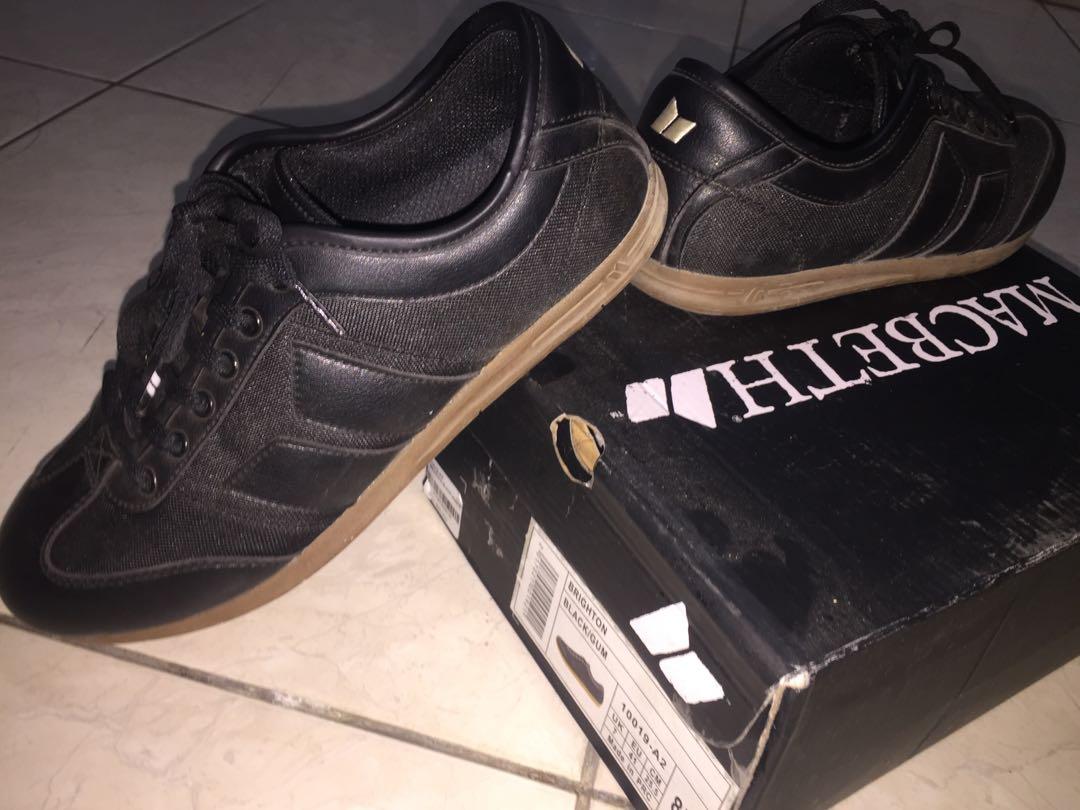 Macbeth Brighton Original Fesyen Pria Sepatu Sneakers Di Carousell