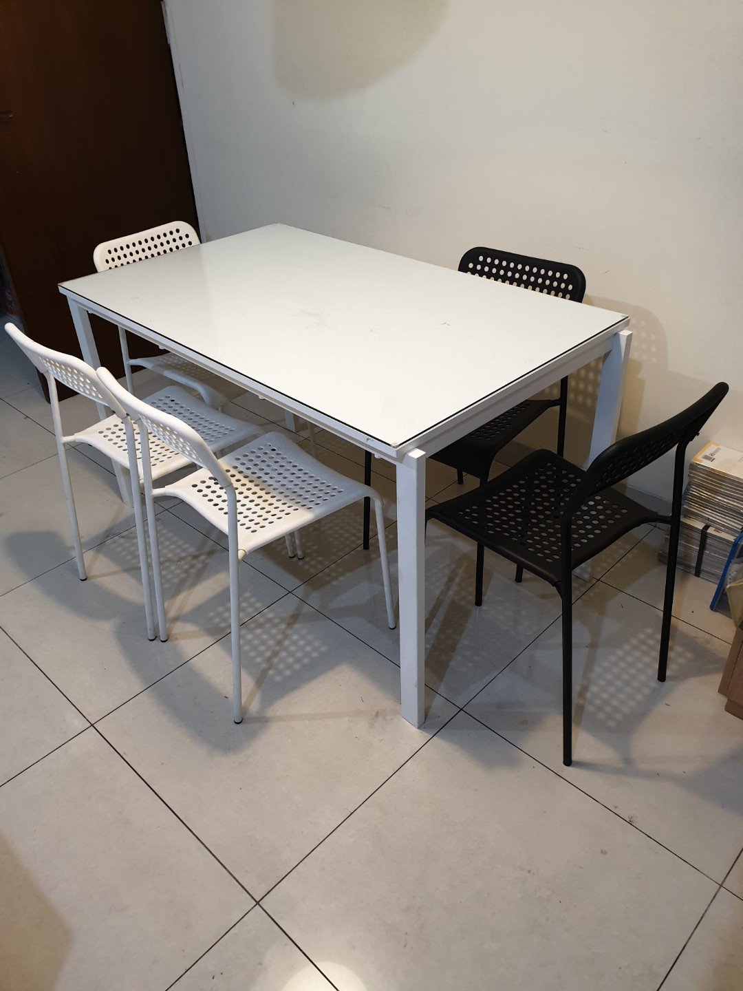 Meja Makan Minimalis Ikea Perabotan Rumah Di Carousell
