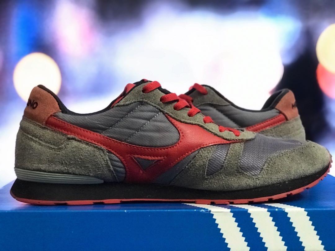 Mizuno 1906 red hotsell