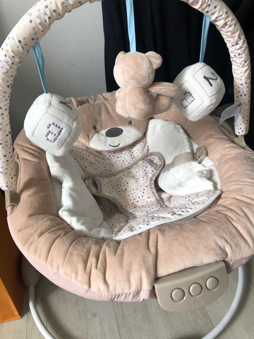 Teddy box shop bouncer