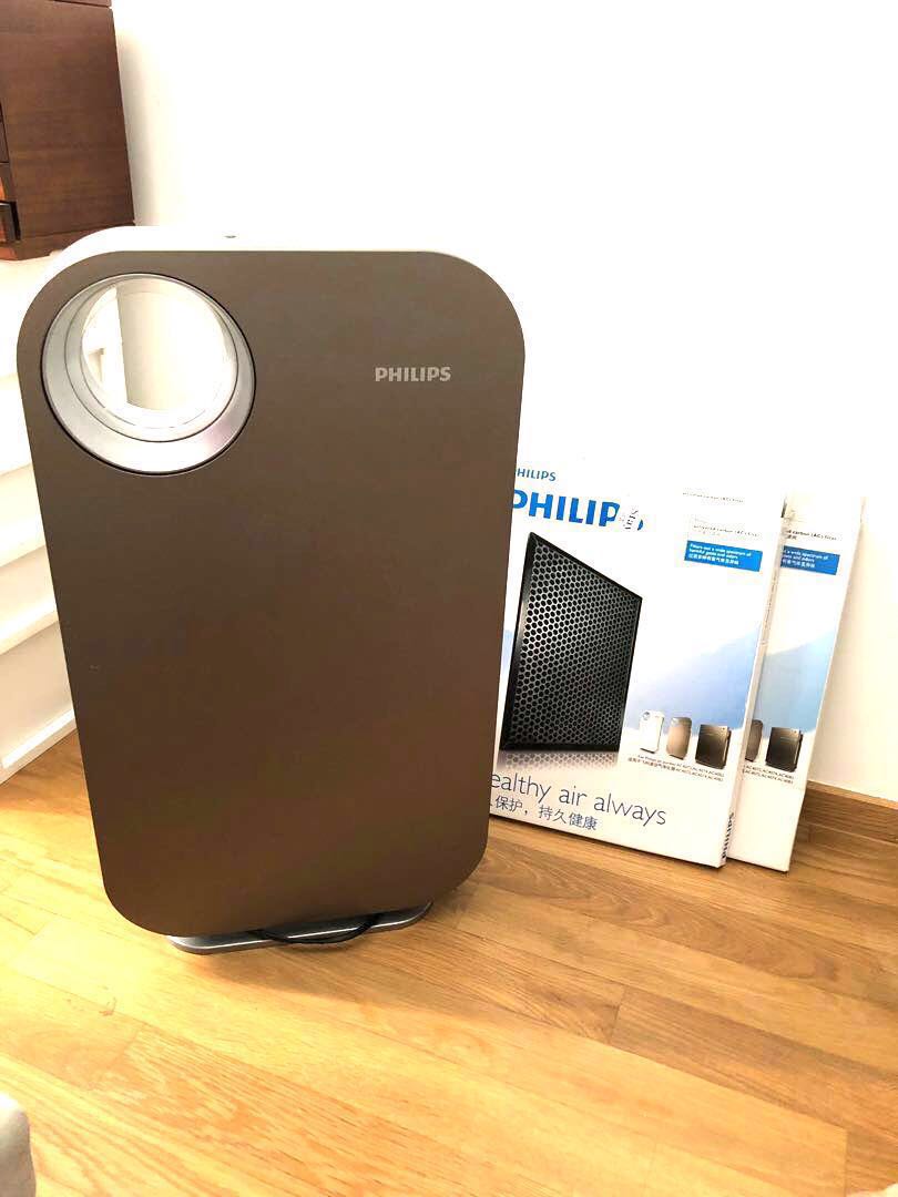 Philips Air Purifier AC4074 with new filters TV Home Appliances