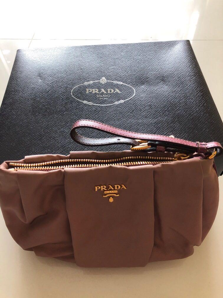 prada clutch