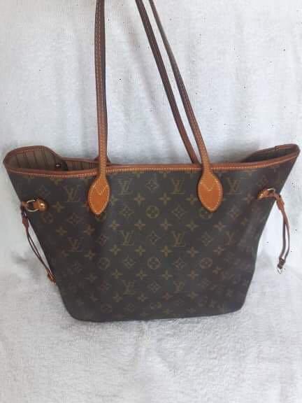 Louis Vuitton Monogram Neverfull MM GM Pouch Pochette Mimosa Yellow Interior