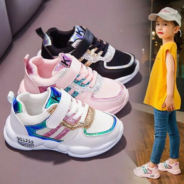 sneakers perempuan l sepatu sneaker 