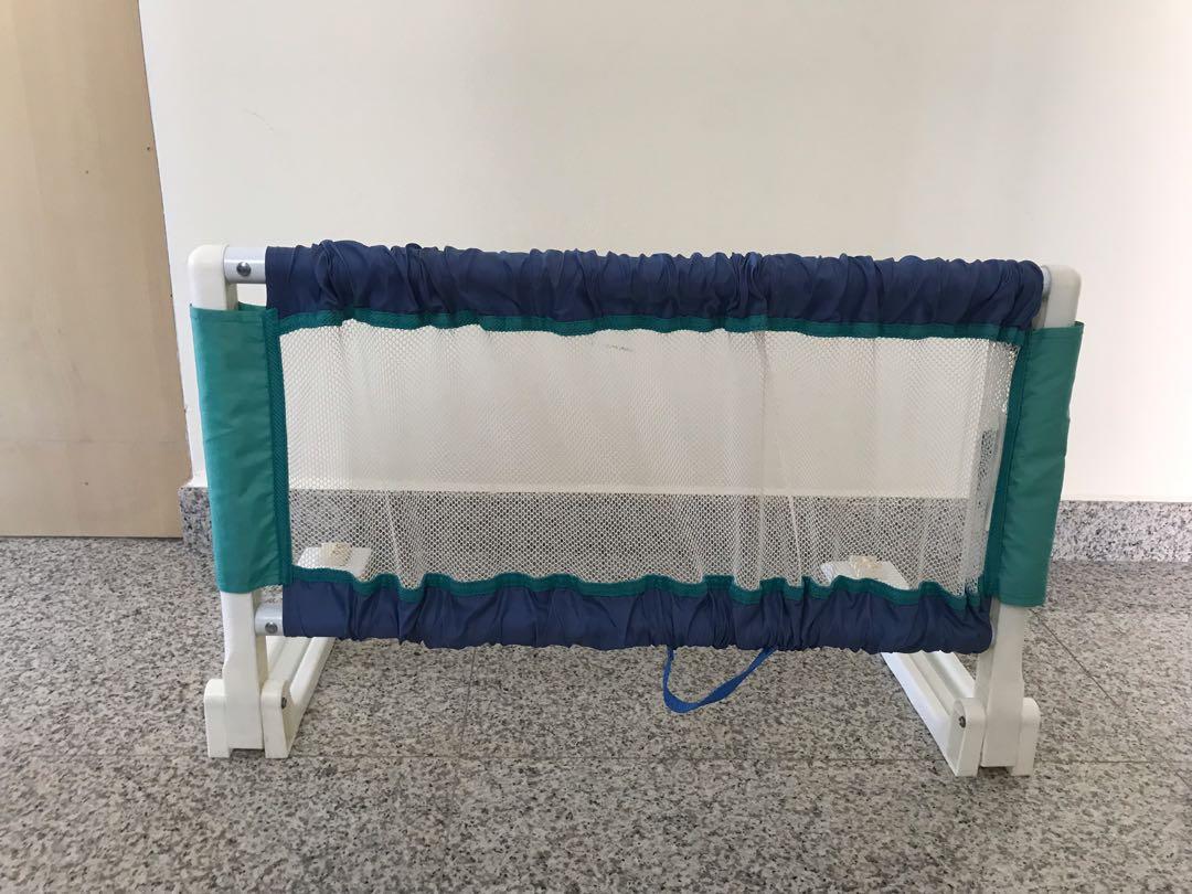 Safety First portable bed rail, Babies & Kids, Baby Nursery & Kids
