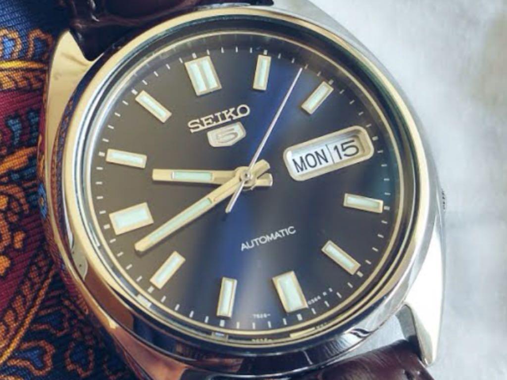 mens seiko 5 automatic watch snxs77