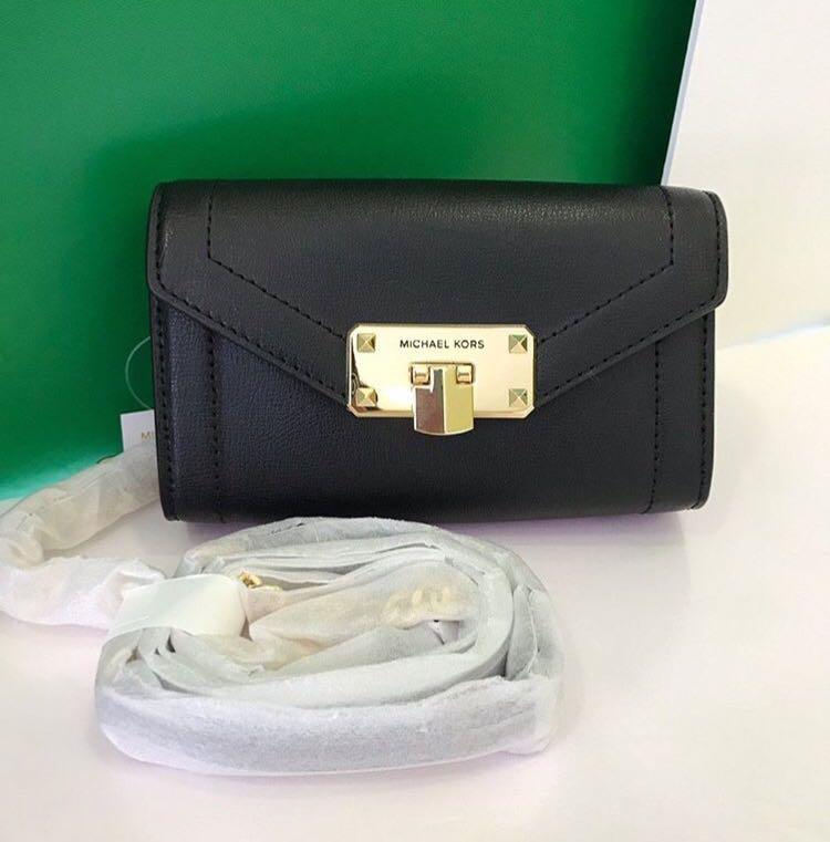 Michael kors on sale kinsley belt bag