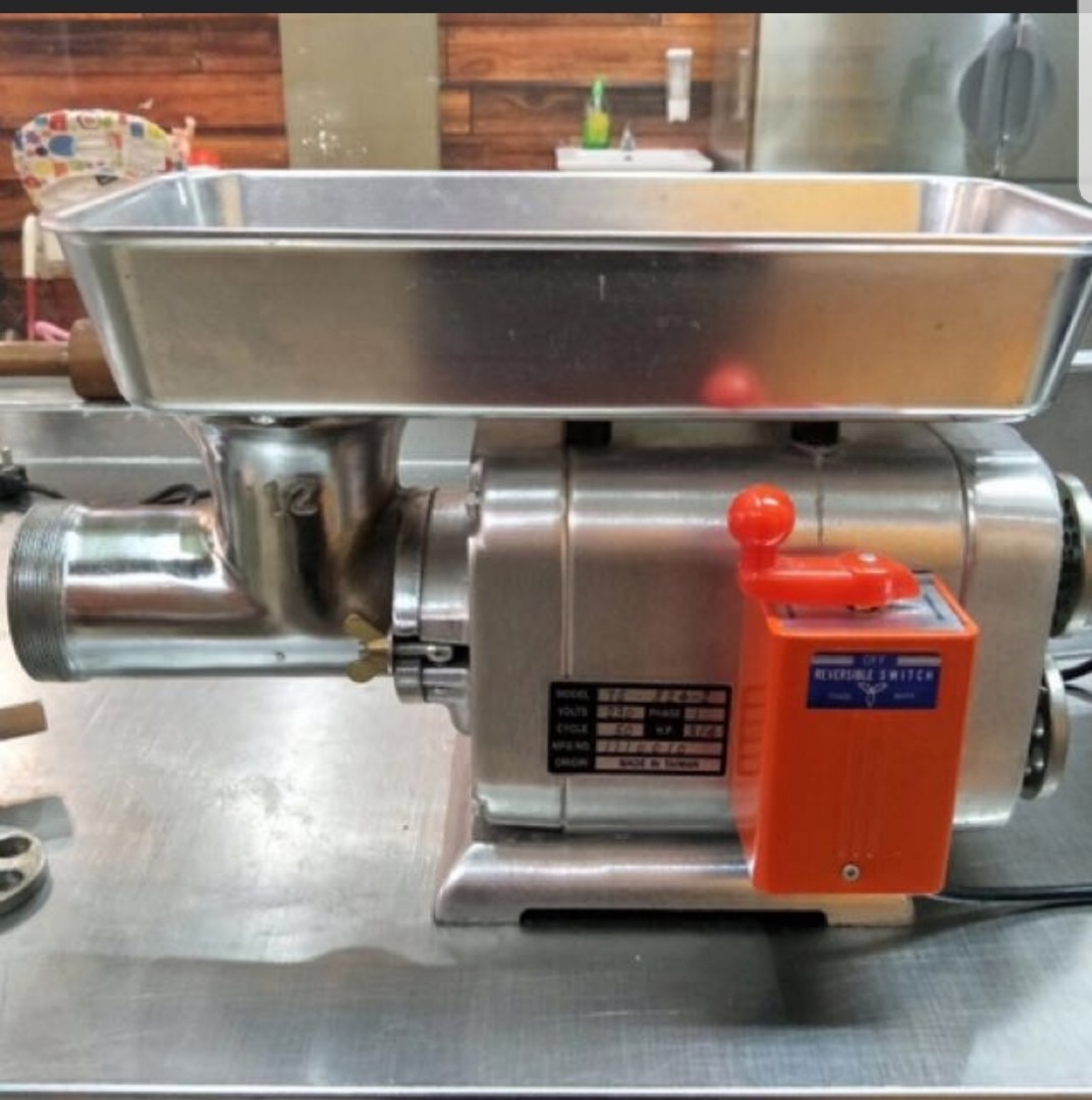 Tasin Taiwan commercial meat Mincer grinder, TV & Home Appliances