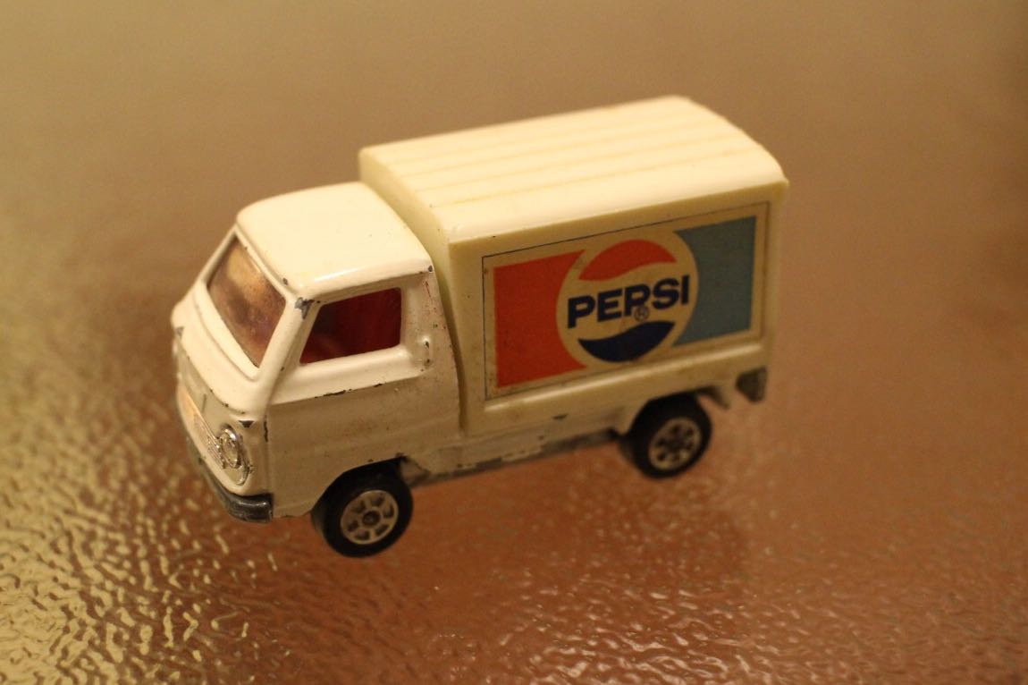 pepsi truck toy