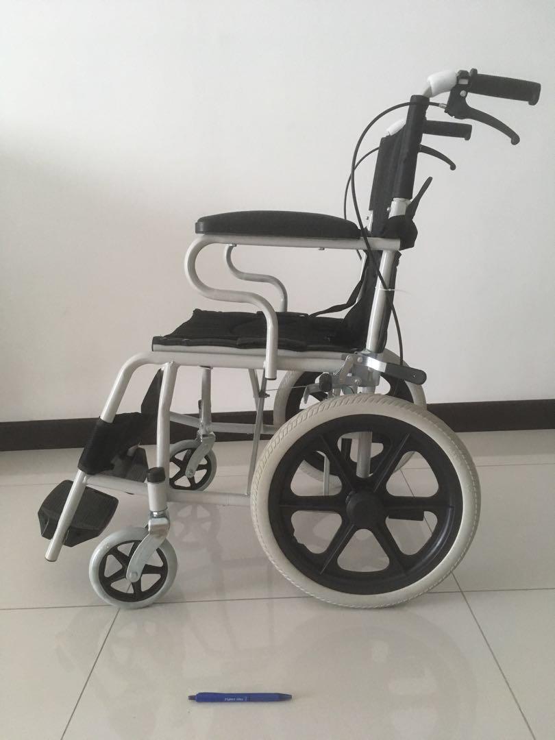 10kg Light Weight Foldable Wheelchair Kereta Roda Pesakit Wheel Chair Everything Else Others On Carousell