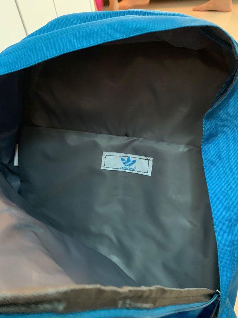 Backpack (Category: Backpacks) located in Cyberjaya. Submitted by chloe8676 (Listing ID 243761810, Image 3). Description: The bag is a gift from company, brand new but definitely not the authentic from Addidas.