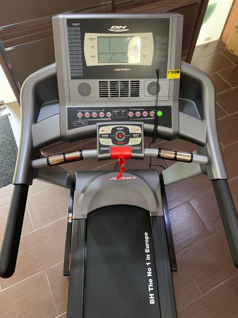 BH RT Aero Treadmill G6415C Foldable Running Machine, Sports Equipment