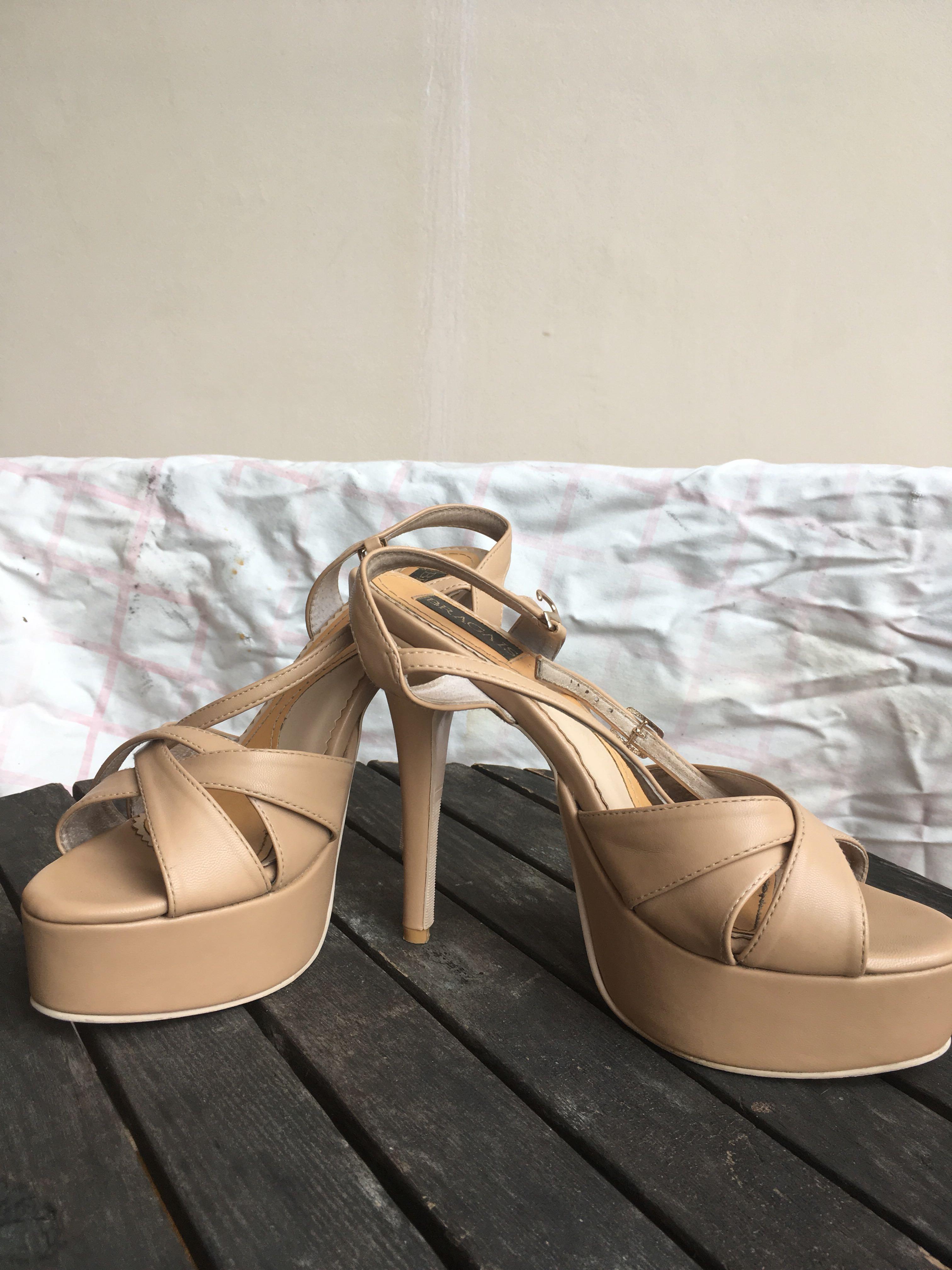 Bragais heels store