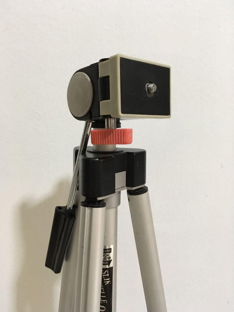 Camera Tripod (Category: Tripods & Monopods) located in Singapore. Submitted by chrispycgq (Listing ID 243777428, Image 2). Description: SLIK Tripod Gazelle 95D .