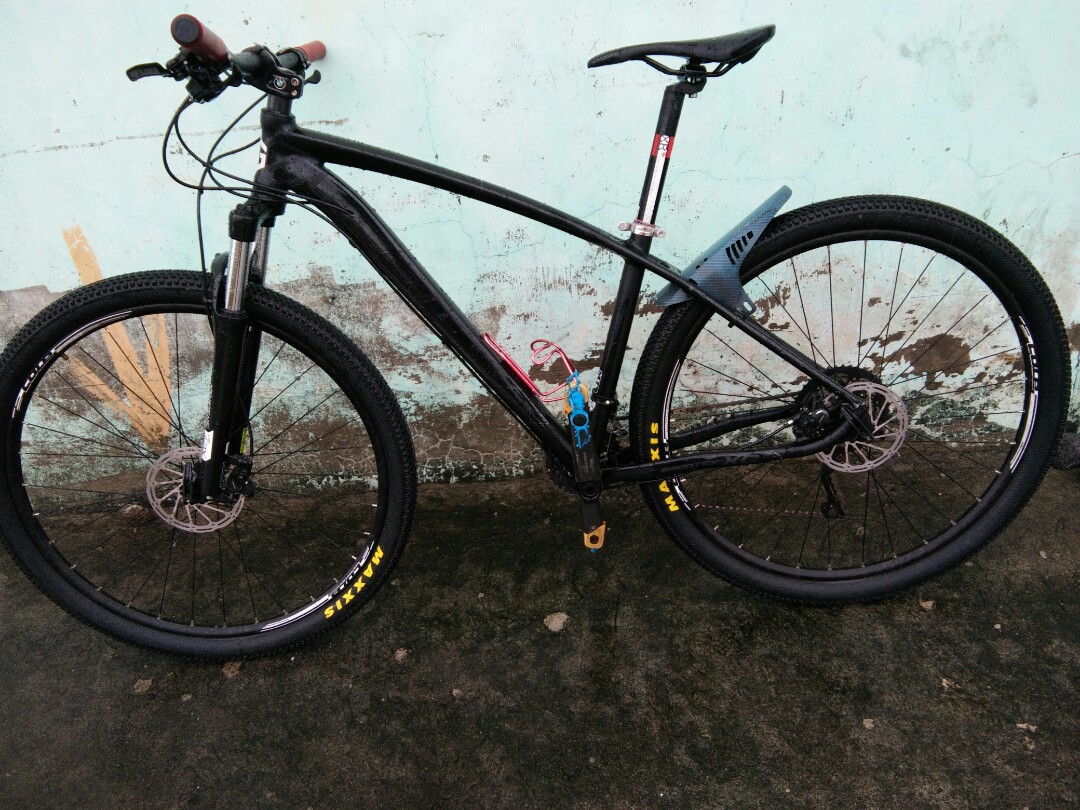 matt black bike