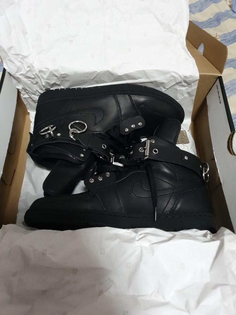 Comme Des Gar ons Black Air Jordan 1 Retro High CN5738 100 Men s