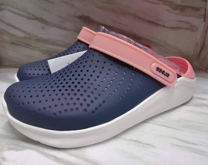 crocs lite riders