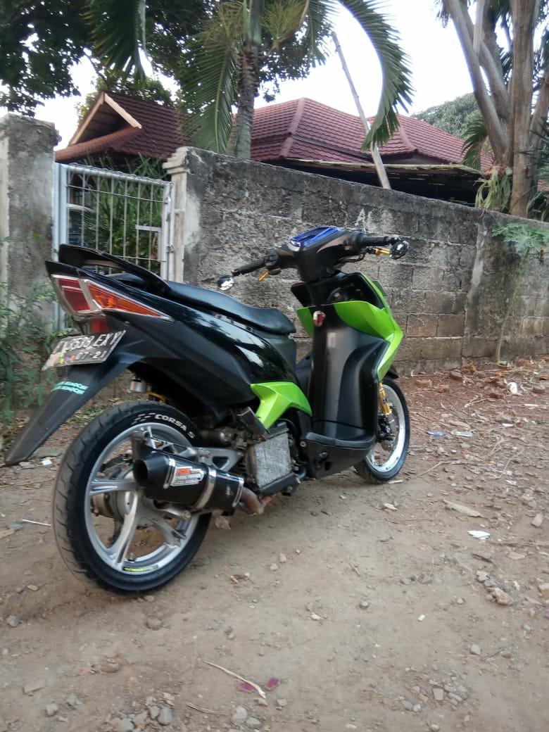 Dijual Motor Yamaha Xeon Karbu 2011