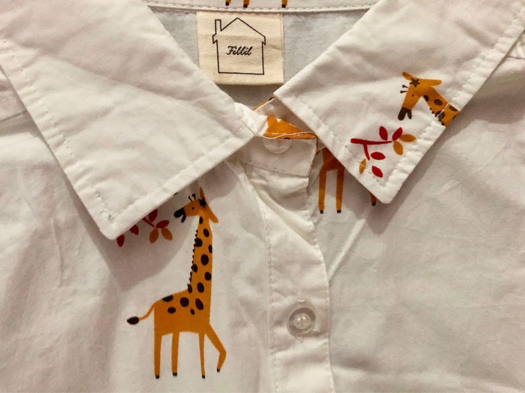 Fillil Japan Tunic Shirt Giraffe Print Women S Fashion Clothes Tops On Carousell