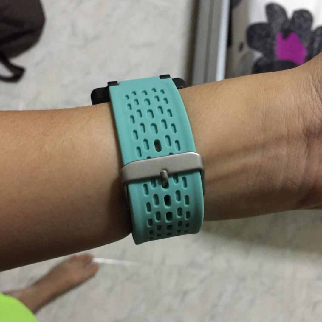 Garmin vivoactive cheap hiking