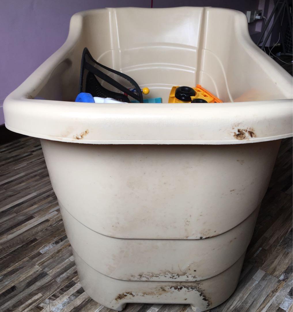 Hdb portable bath tub, Babies & Kids, Bathing & Changing, Other Baby