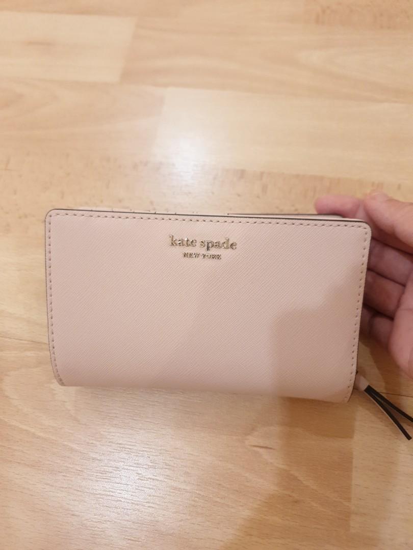 Kate Spade New York Cameron Medium Bifold Wallet Pink, Women's Fashion,  Bags & Wallets, Purses & Pouches on Carousell