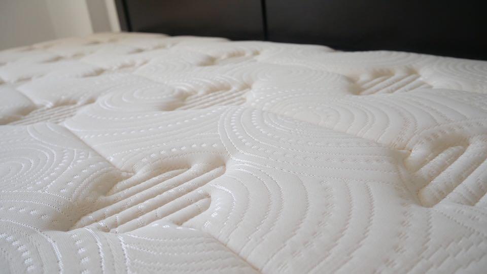 KingKoil Crystal Mattress 5ft (Queen Size), Furniture & Home Living