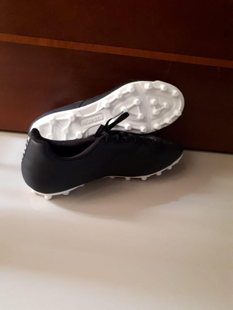 kipsta football boots