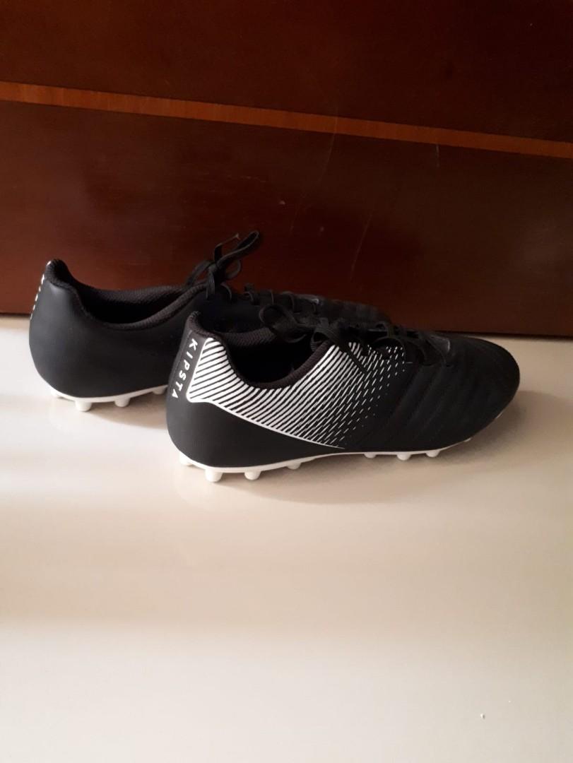 kipsta football boots price