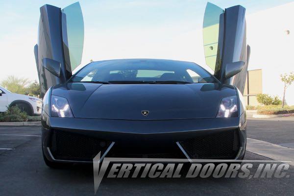 Lamborghini Gallardo Scissors Doors Car Accessories Accessories On Carousell Gallardos have regular doors btw. carousell