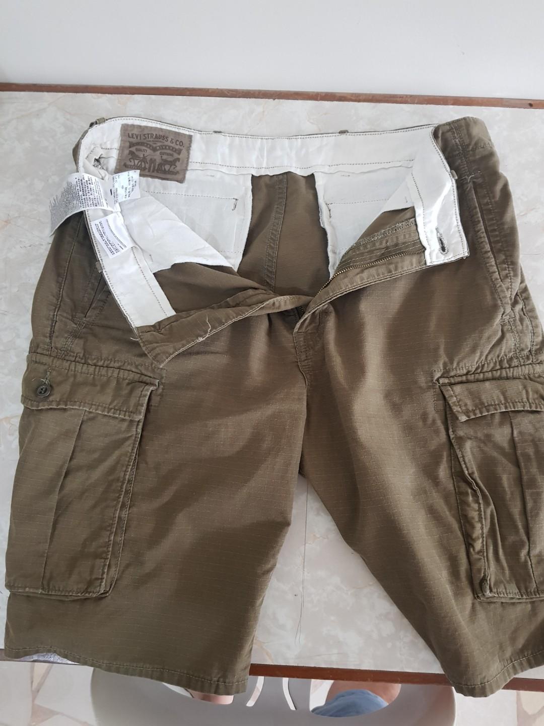 Levi's Cargo Shorts White Tab size 34 