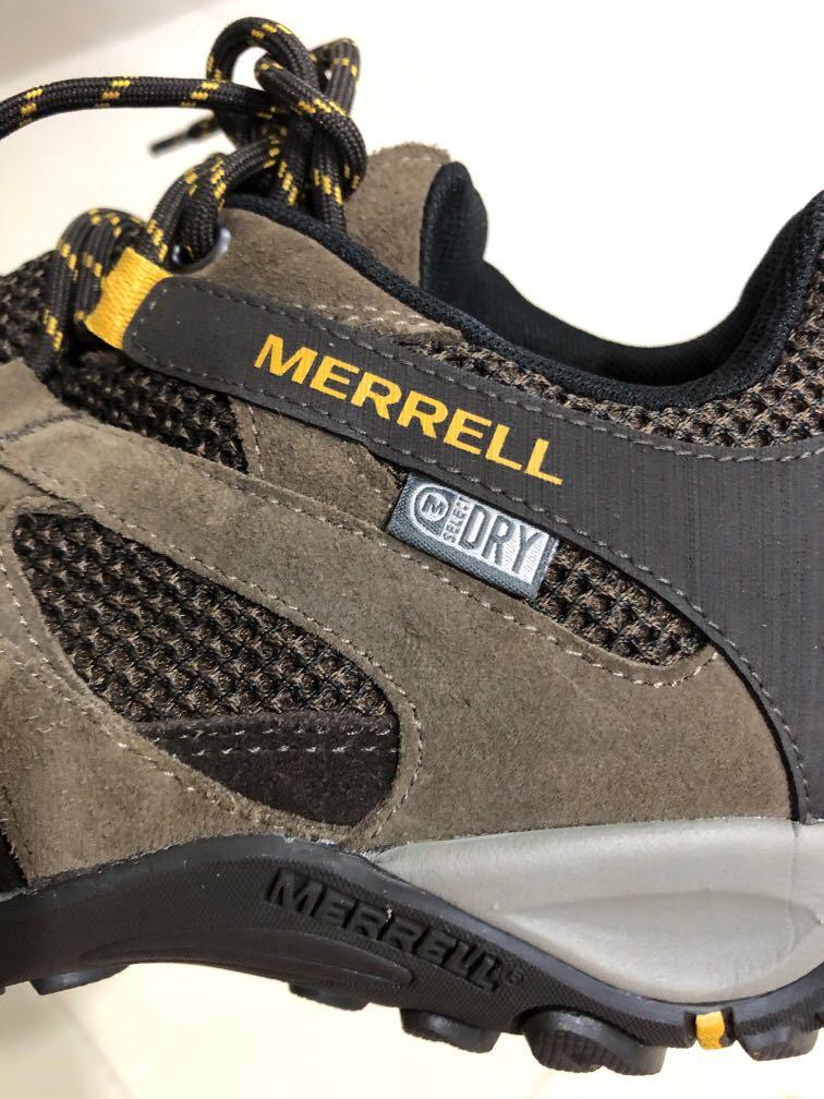 merrell hiking shoes near me