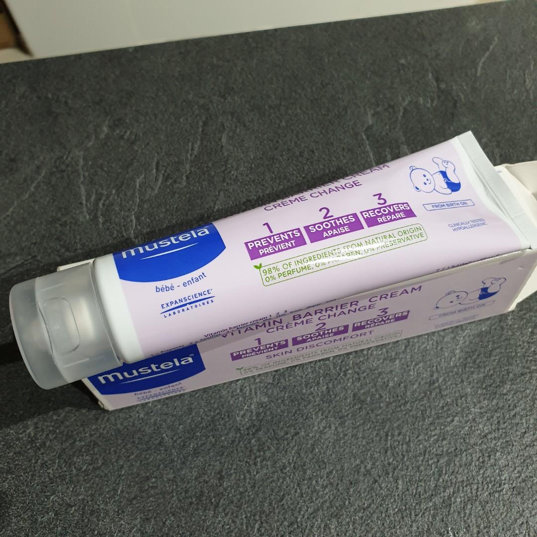 mustela vitamin barrier cream for face