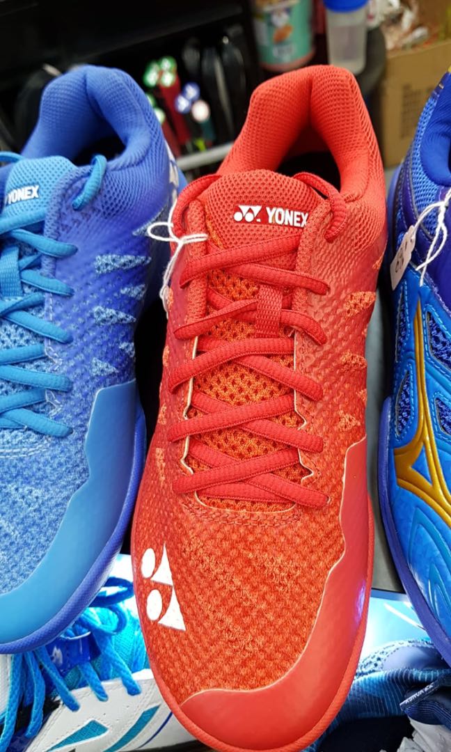 yonex aerus 3 red