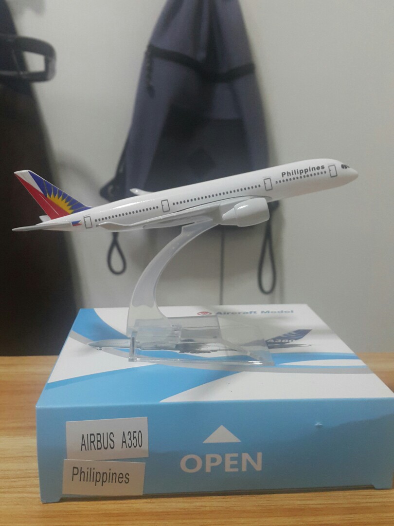 Philippine airlines diecast clearance