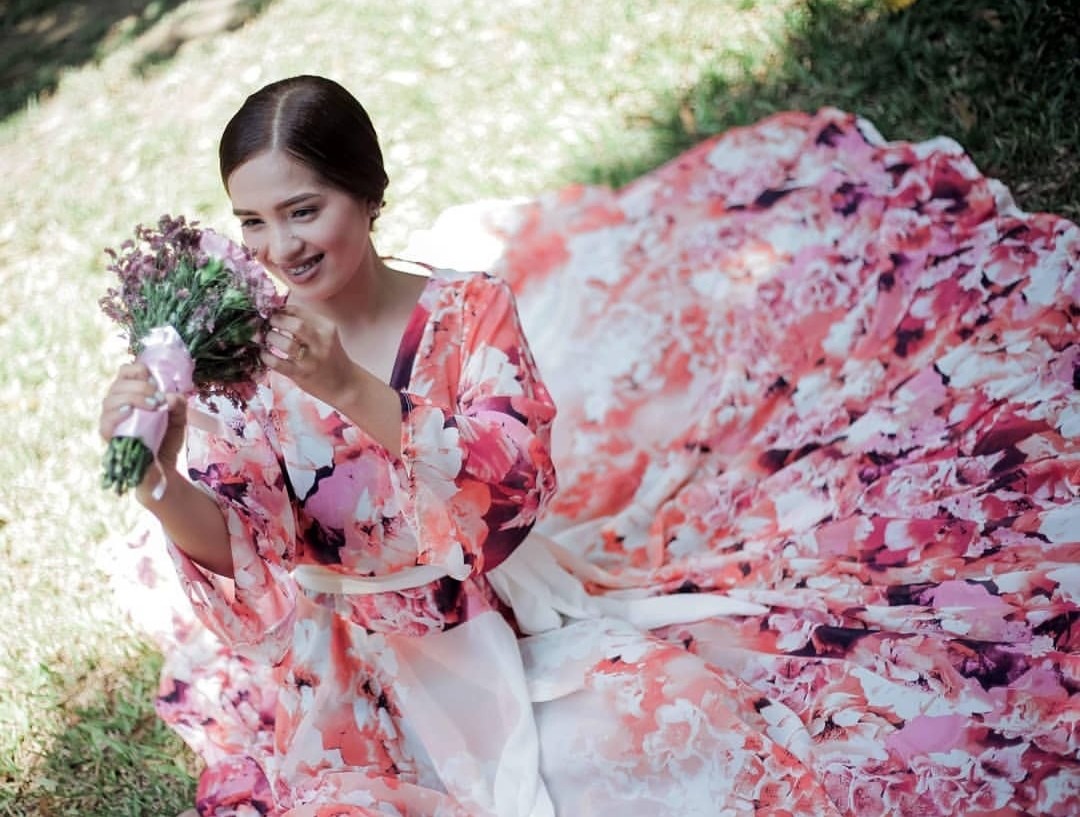 Long trail prenup shop dress