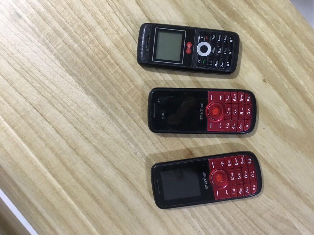 Smartfren Android Samsung Iphone Smartphone Cdma Gsm Hbdsale Telepon Seluler Tablet Lainnya Di Carousell Hp email protected evdo smartfren yang juga di sebut smartfren e781a ini merupakan hp berbasis cdma yang hanya bekerja di frekuensi jaringan 800 mhz. smartfren android samsung iphone smartphone cdma gsm hbdsale