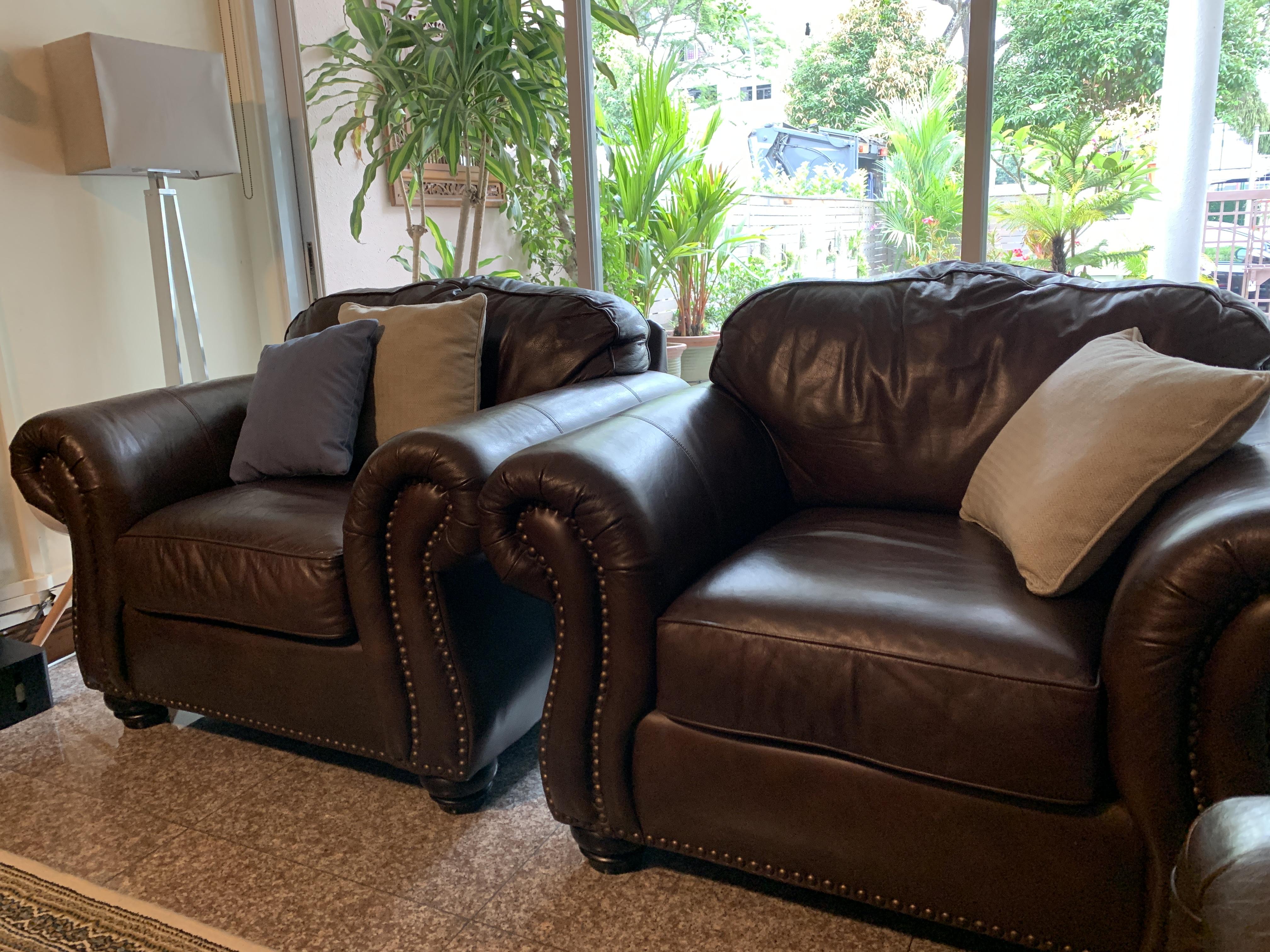 Thomasville Leather Living Room Sofa Set For Sale