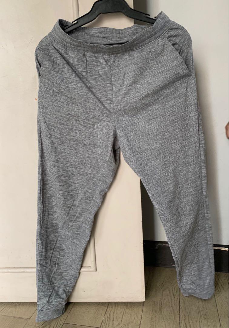 uniqlo dry joggers