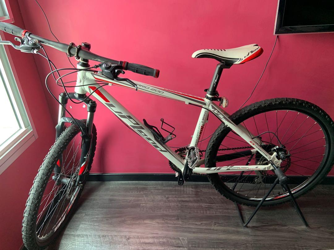 Bicicleta upland vanguard 200 clearance