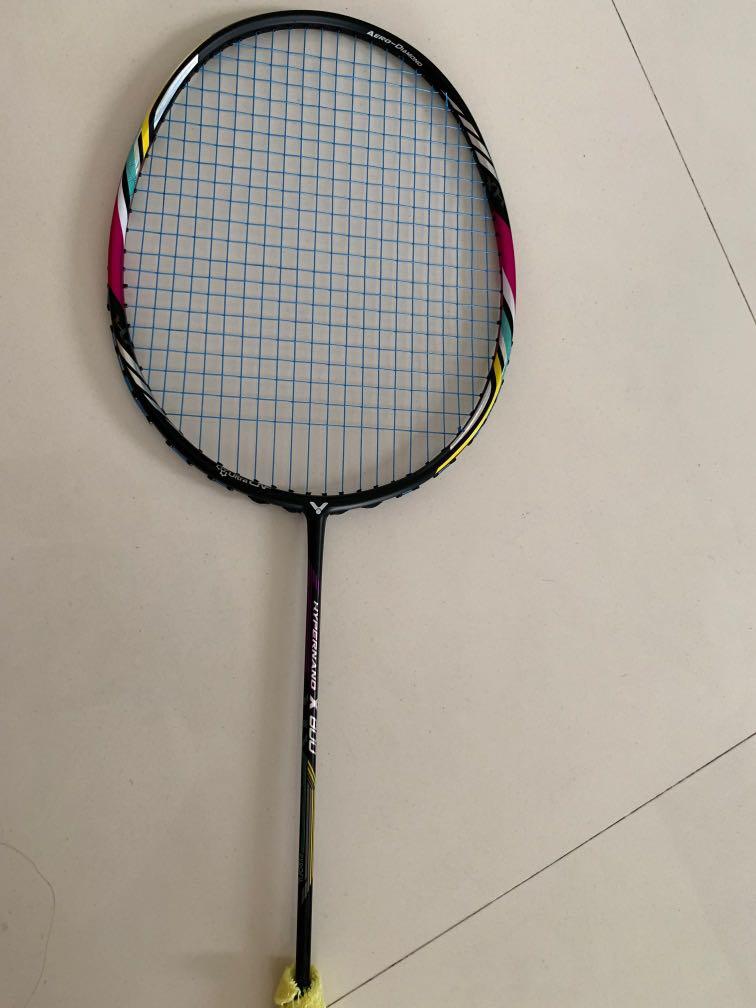 Victor Badminton racket Hypernano x800 strung with overgrip x800 badminton bat