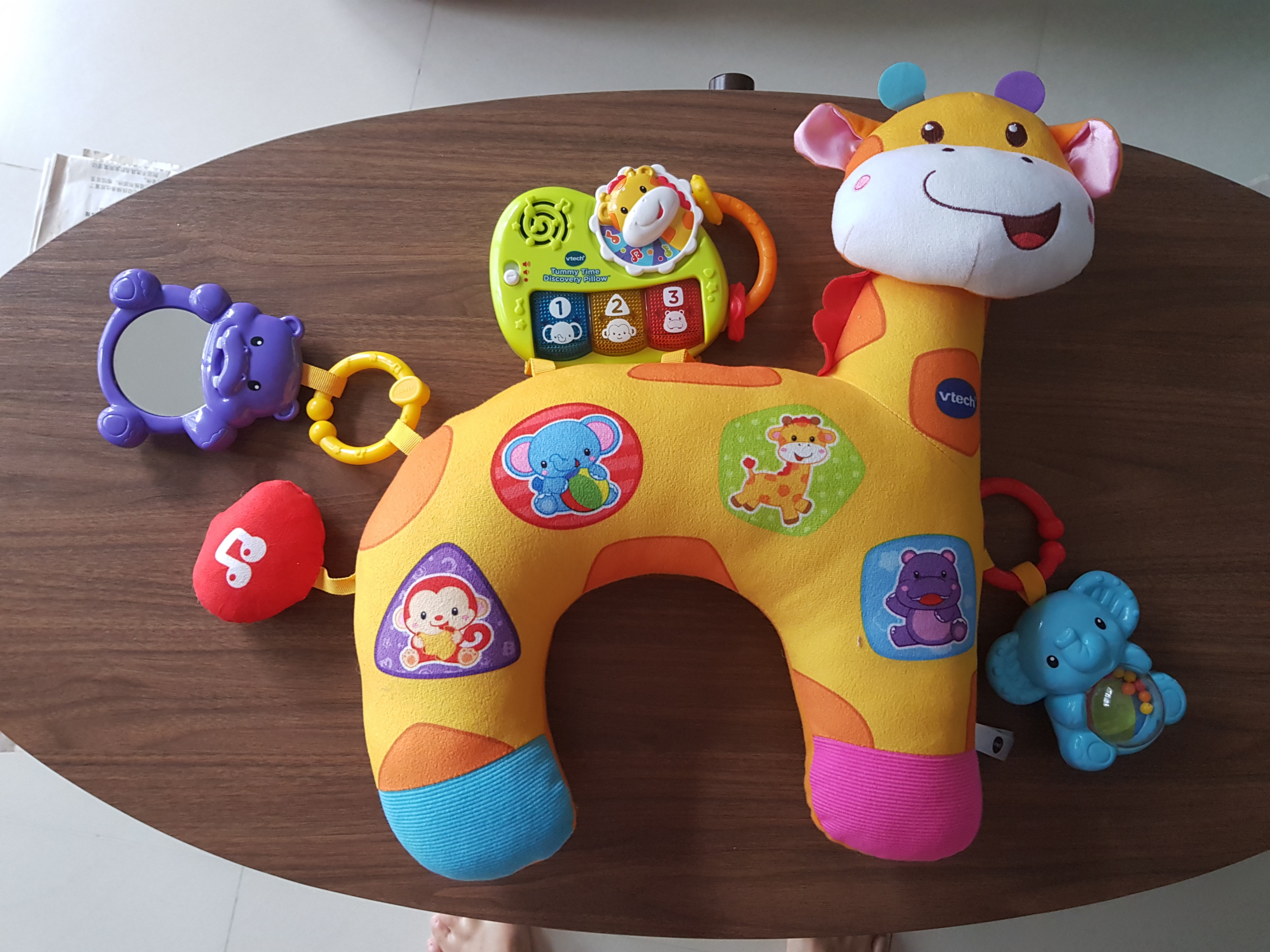 vtech tummy time giraffe