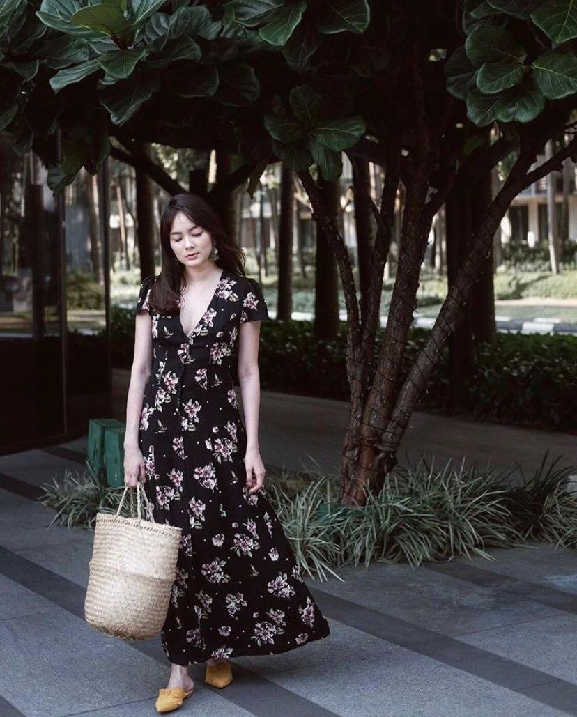 Zara black floral maxi dress hotsell