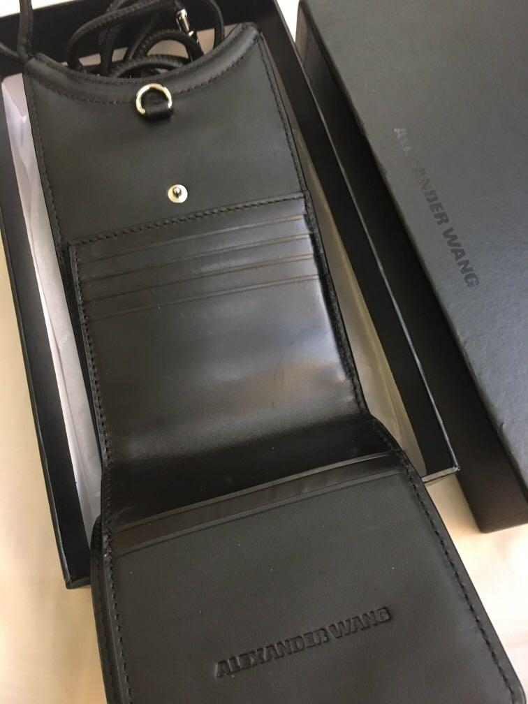 Alexander Wang DIME NECK WALLET IN PEBBLED BLACK, 名牌, 手袋及銀包