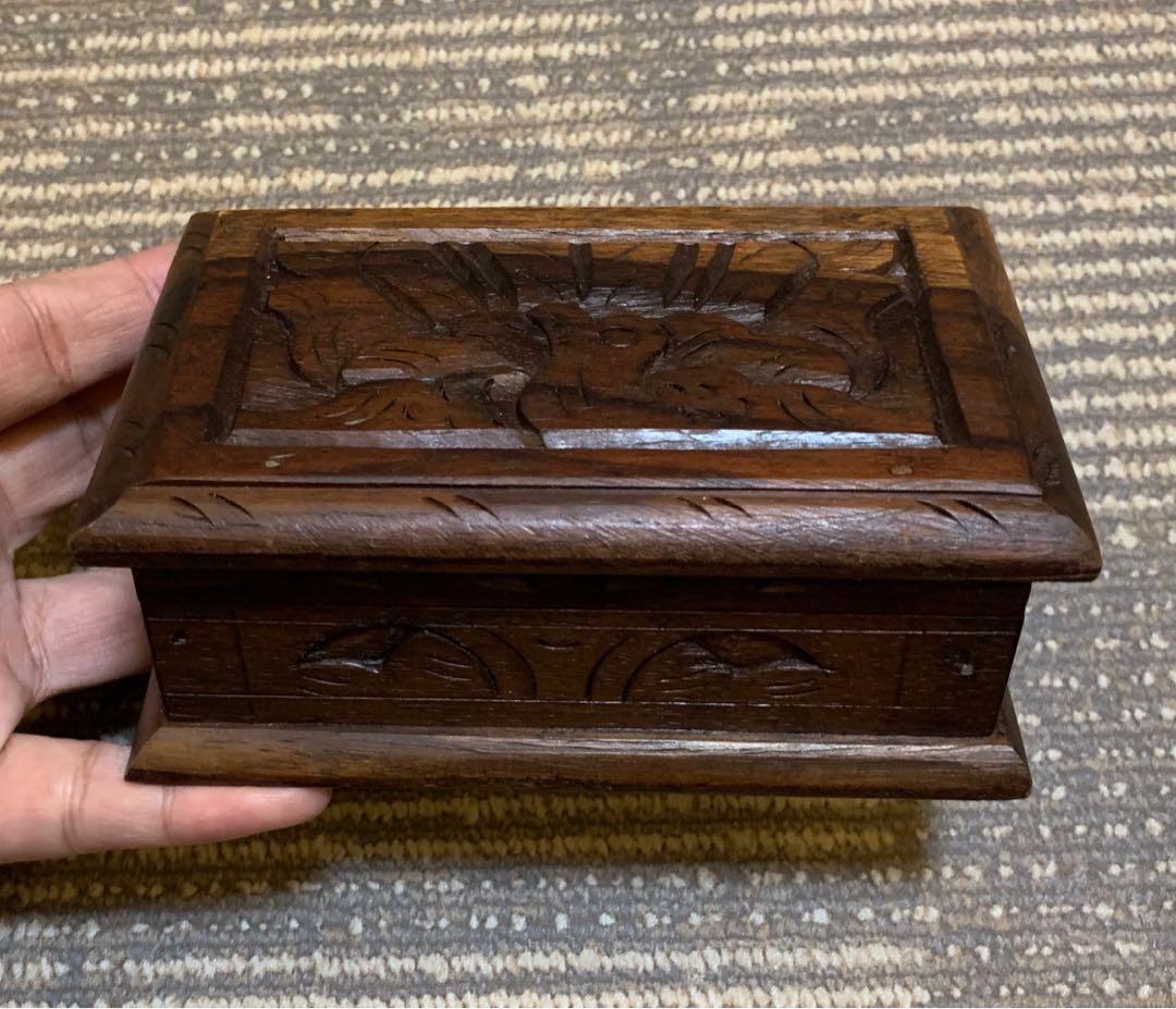 Antique design Jewelry/Key Box (Category: Accessory Holder, Box & Organizers) located in Pasig City. Submitted by mikebyme (Listing ID 243915847, Image 1). Description: (from Singapore).